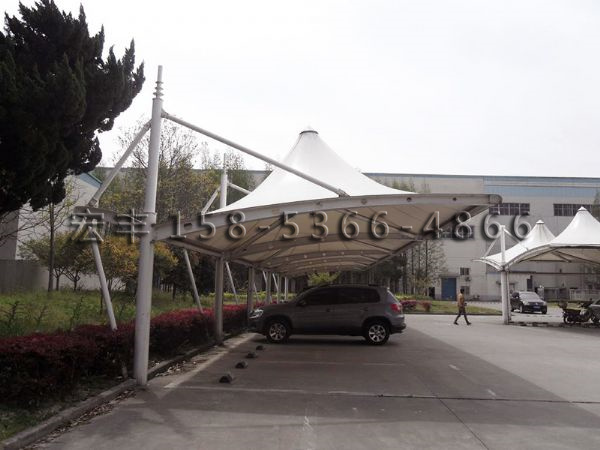 膜结构汽车棚